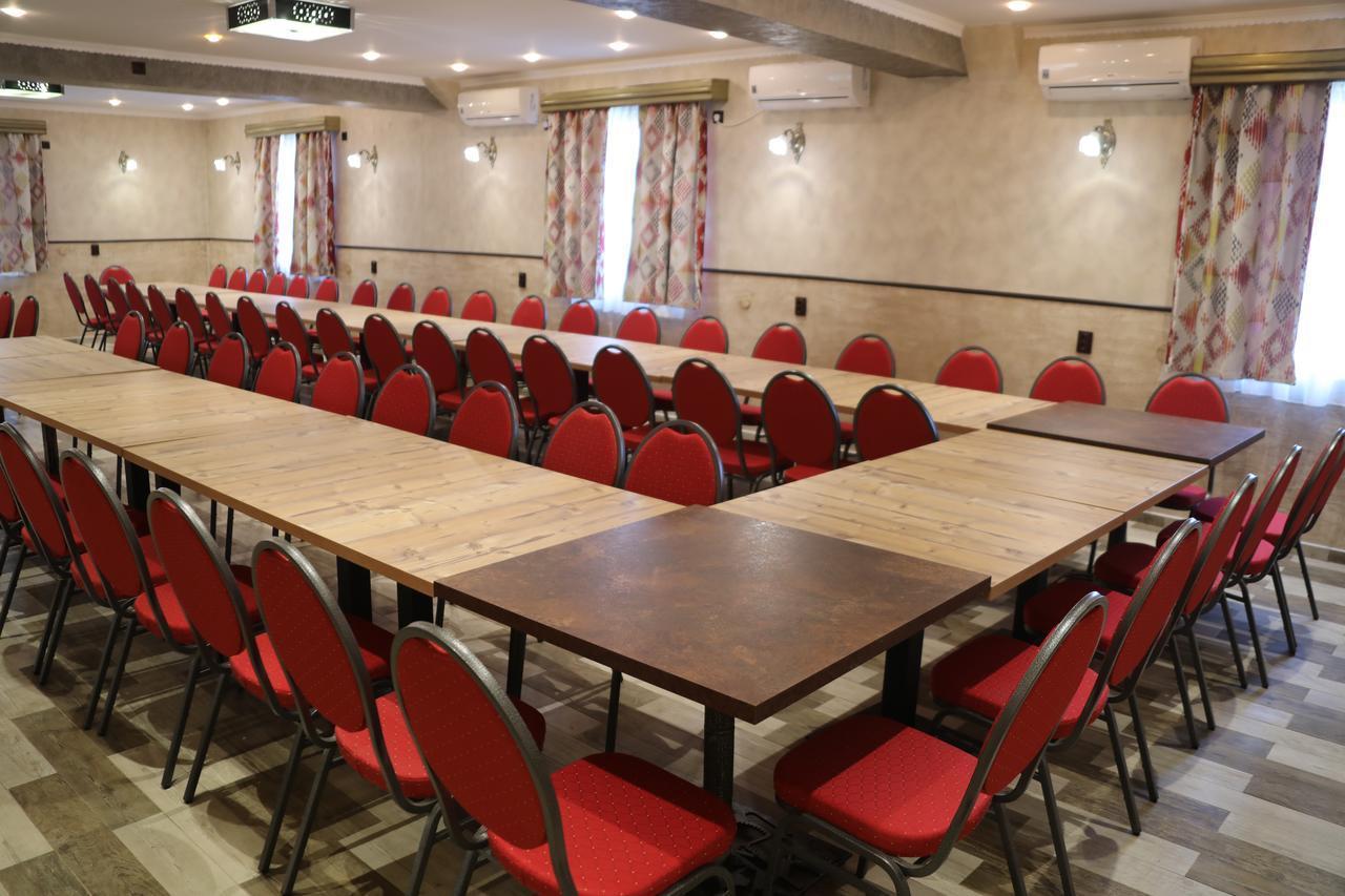 Pensiunea Milexim Cîmpia Turzii Buitenkant foto